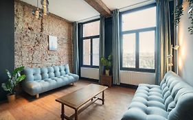 Charming Two-Bedroom River Side Apartment